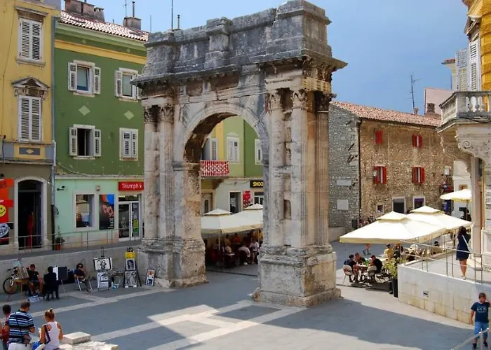 Caveromane Mini Lejlighed *