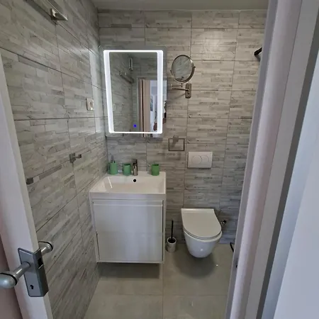 Caveromane Mini Póla